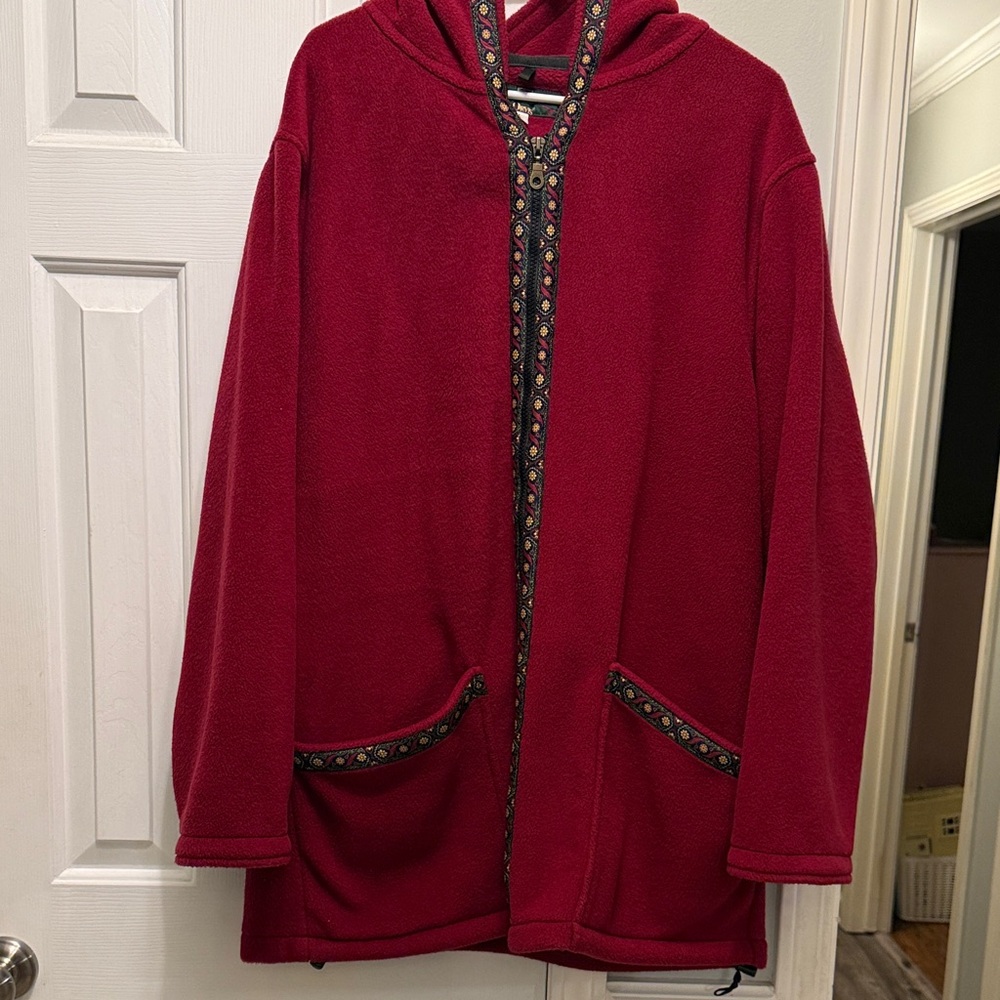 Orvis Woman's Full Zip Hooded Polartec Fleece Jacket Deep Red With Floral Trim